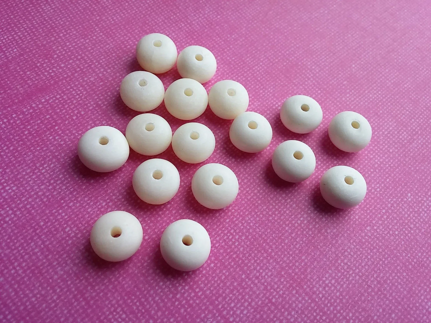 White bone beads, 15 bone rondelle beads 10mm, eco friendly and natural bone beads